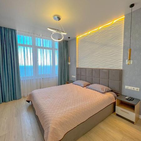 Sea View Sky 15 Apartments Odessa Esterno foto
